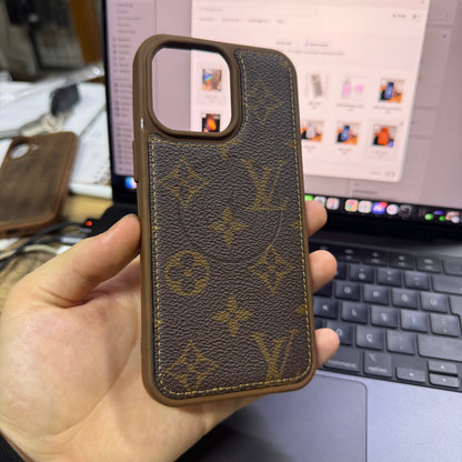 LOUIS VUITTON DERİ + SİHİRLİ HAYALET EKRAN KAMPANYA